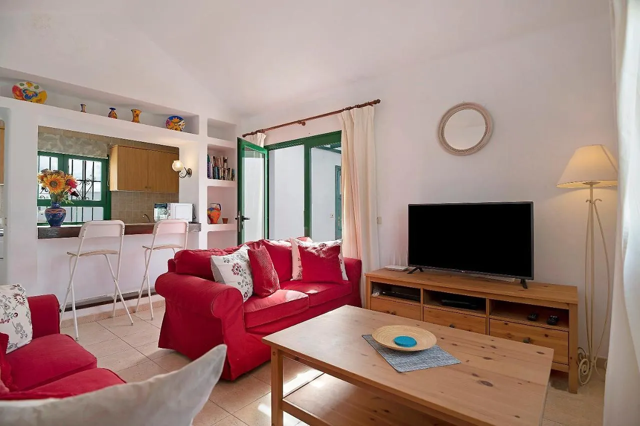 Apt6 Las Palmeras III Lanzarote Puerto del Carmen  Spain